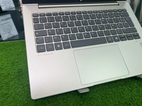 HP ELITEBOOK