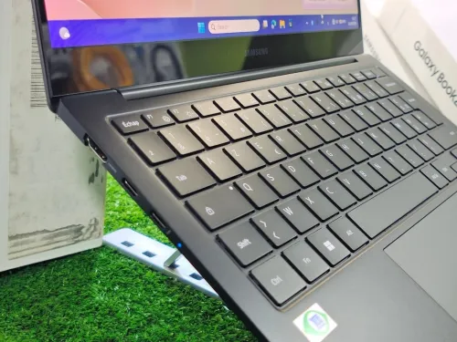 Samsung GalaxyBook2 Pro