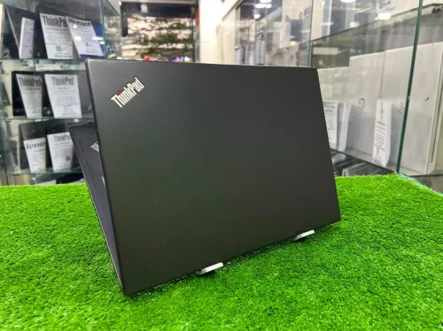 THINKPAD X390