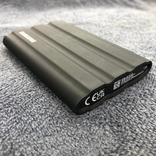 samsung T7 Shield 1TB