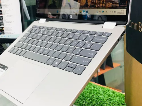 HP OmniBook flip 5