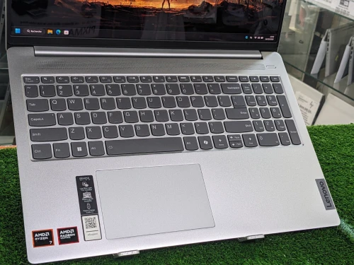 Lenovo IdeaPad Slim 5