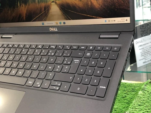DELL LATITUDE 3520
