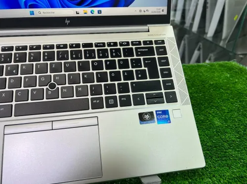 HP ELITEBOOK 840 G8