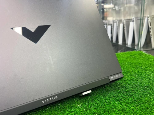 HP victus