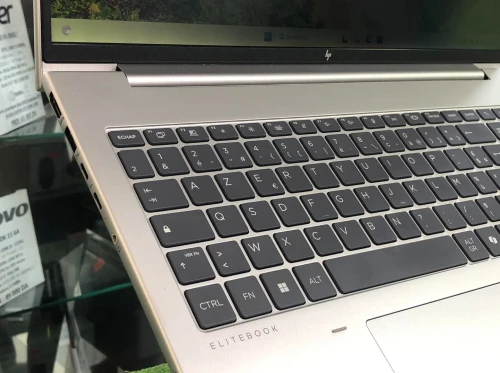 HP ELITEBOOK