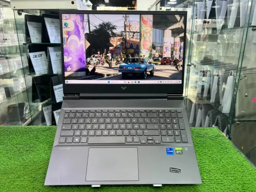 HP VICTUS 16