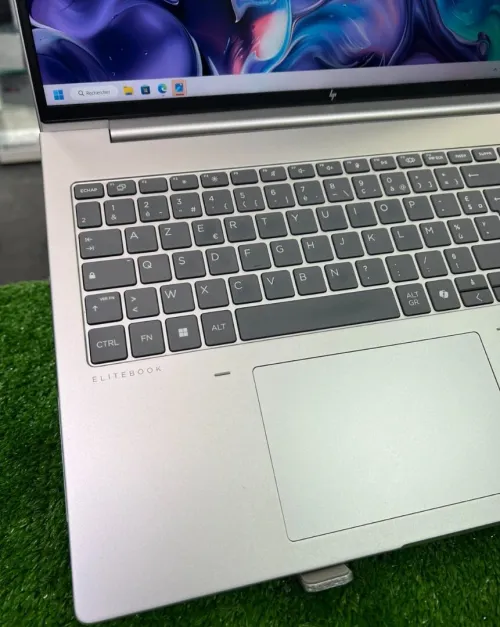 HP ELITEBOOK 660 G11
