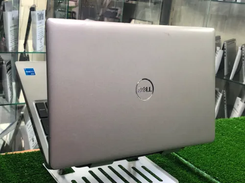 Dell latitude 5540