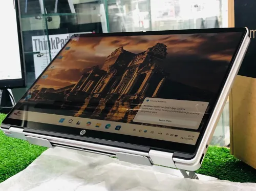 HP OmniBook flip 5