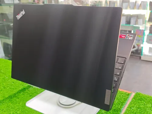 ThinkPad E16 gen 2