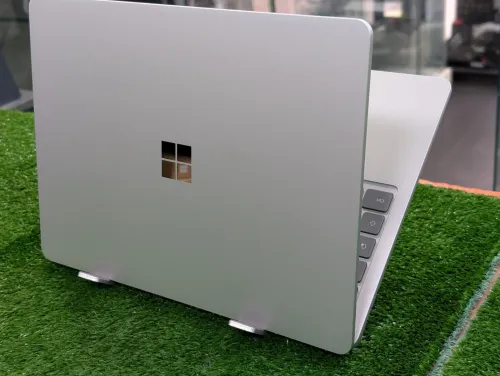 Microsoft Surface LAPTOP 13 1ST ÉDITION