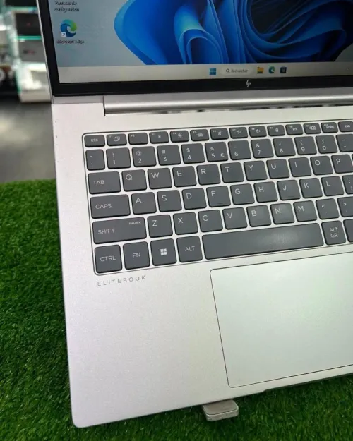 HP ELITEBOOK 640 G11