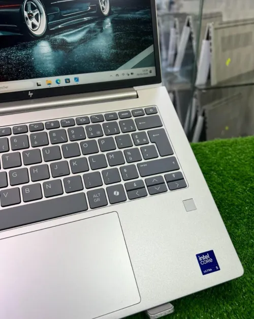 HP ELITEBOOK6 G1