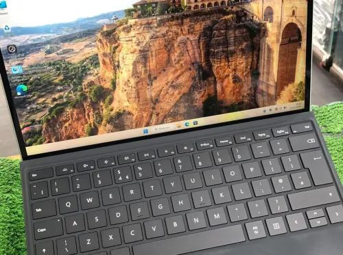 SURFACE PRO 9