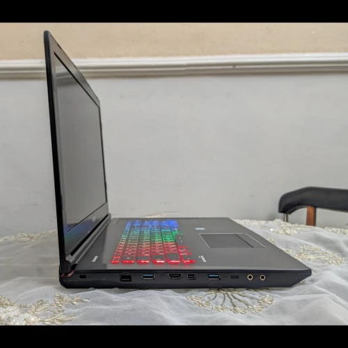 msi - GTX 1070 8 Gb - i7 7700hq - 16 Gb Ram