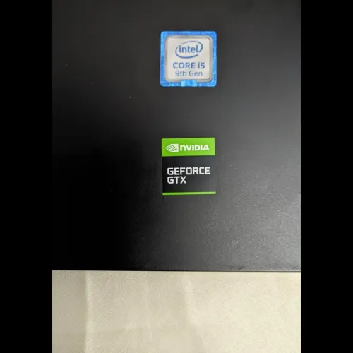 HP Pavilion - GTX 1650 4 Gb - i5 9300h - 16 Gb Ram