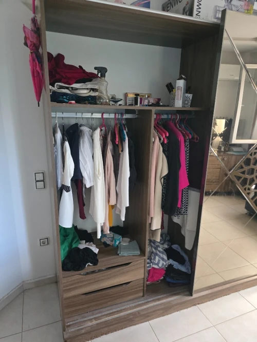 A vendre tous les meubles ensemble