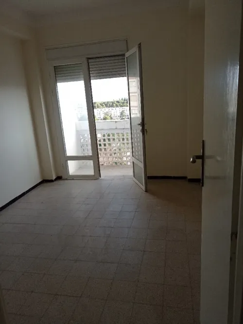 Location Appartement F4 Alger Hydra