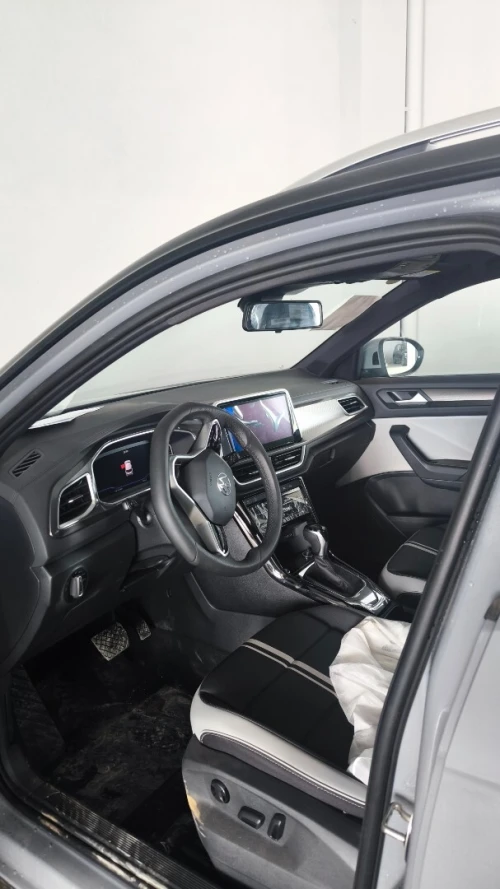 Volkswagen T-Roc 2025 R-Line 
