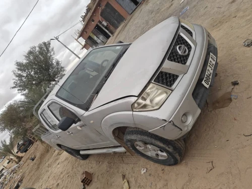 Nissan Navara 2012 Elegance 4x4