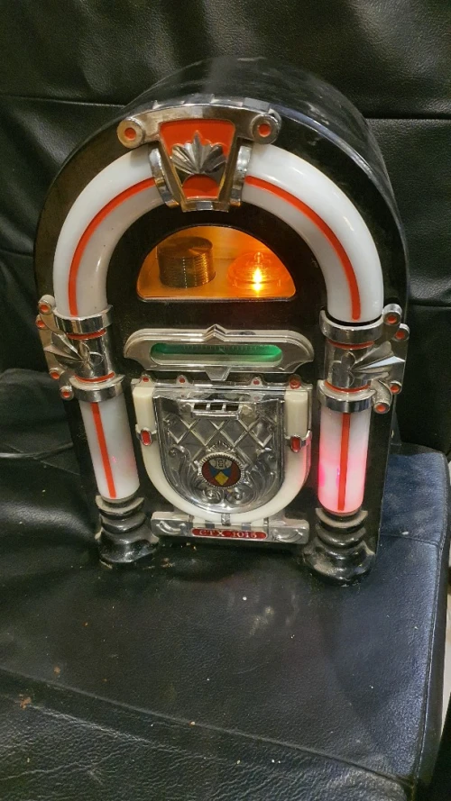 Vintage Radio K7 JukeBox CTX-1015 Collector's Edition Radio 