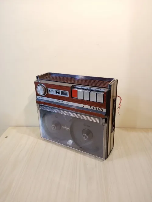 Vintage Magnétophone à bandes de la marque française HIFIVOX MH2000 