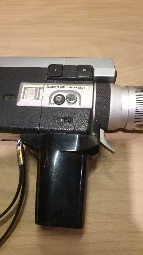 Camera Super 8 Canon Auto Zoom 518 avec sacoche, Made in Japan