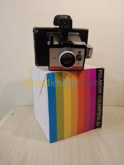 Appareil photos POLAROID COLORPACK 80 LAND CAMERA dans sa boite 