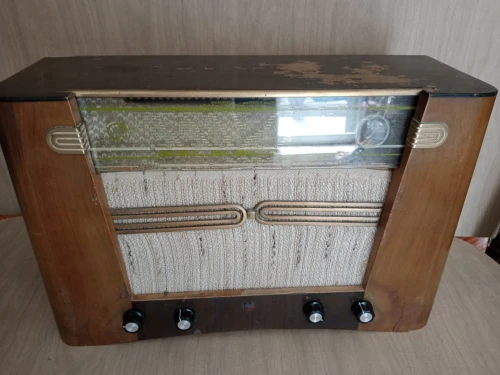 Poste Radio TSF Philips BF501A  de 1951 en bois 