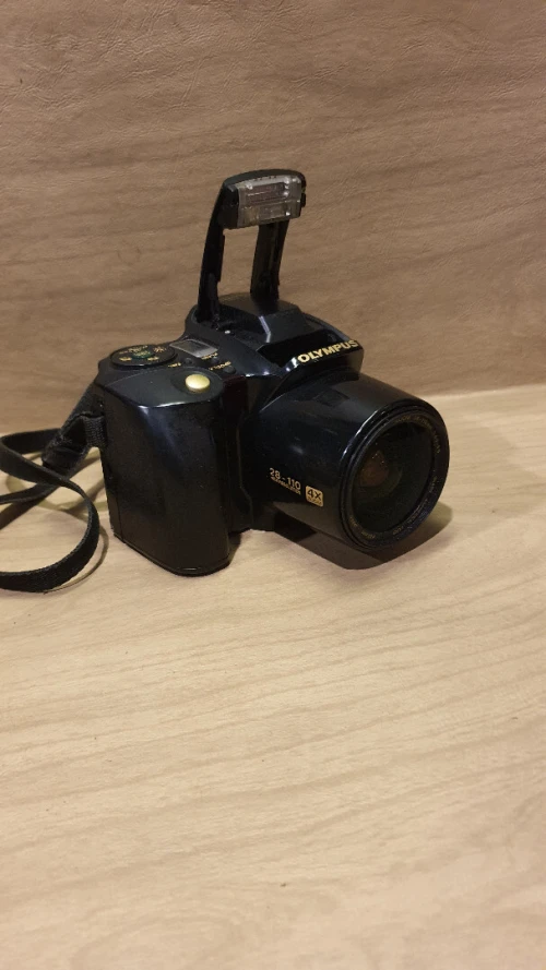 Olympus IS-100s, appareil photo reflex mono-objectif (SLR) 35 mm autofocus vintage collection, Japan