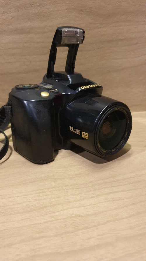 Olympus IS-100s, appareil photo reflex mono-objectif (SLR) 35 mm autofocus vintage collection, Japan