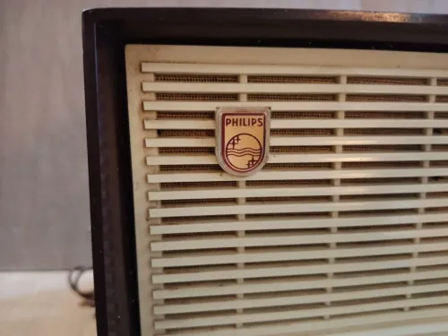 TSF Philips B3X de 1956 en bakélite bordeaux 