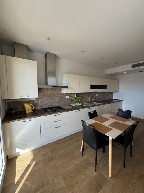 Location Appartement F4 Alger Hydra