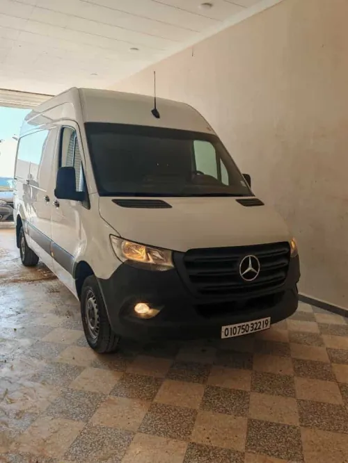 Mercedes Sprinter 2022 Surélevé chassis long