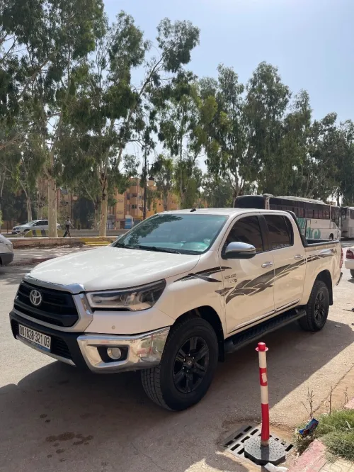 Toyota Hilux 2021 Revo saoudi