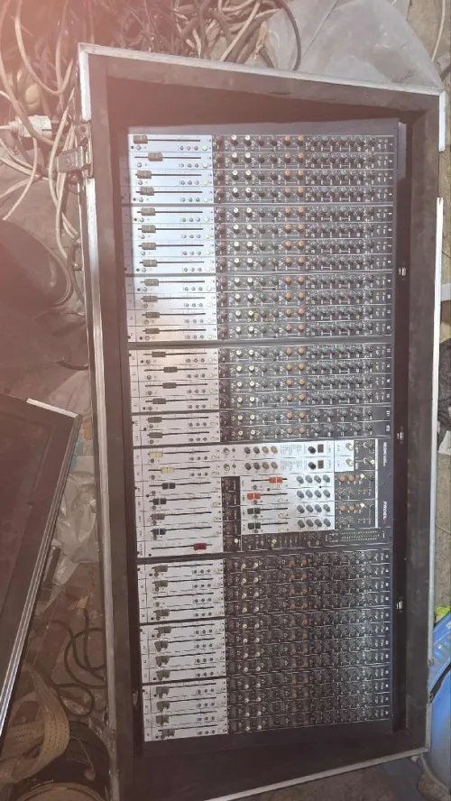 Console de mixage Proel MLX3642