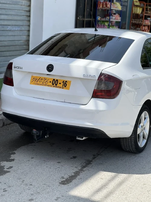 Skoda Rapid 2015 Rapid