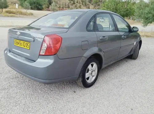 Chevrolet Optra 4 portes 2012 Optra 4 portes