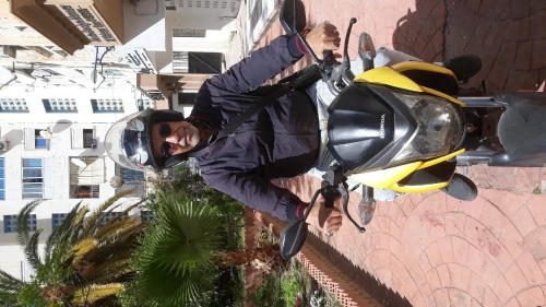 HONDA 150CM3 HONDA 150CM3 HONDA 2015