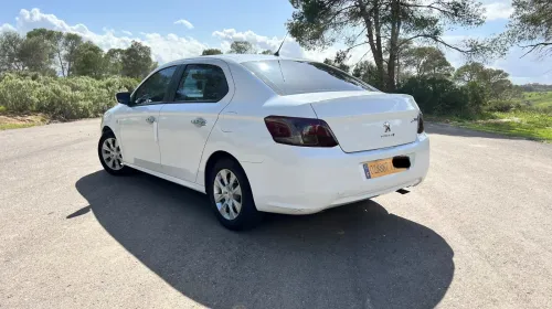 Peugeot 301 2014 Active