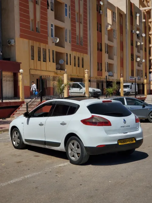 Renault Megane 3 2012 Boss