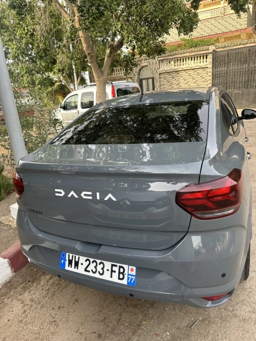 Dacia Logan 2025 Full extreme