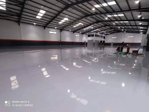 Résine époxy et chape béton