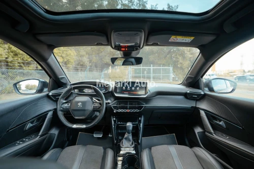 Peugeot 208 2025 GT
