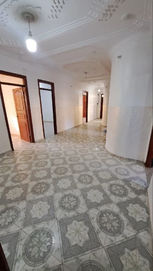 Location Appartement Niveau de villa F5 Alger Baba hassen