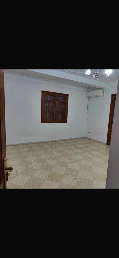 Location Appartement Niveau de villa F4 Alger Kouba