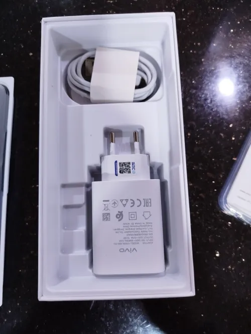 Vivo Y19s