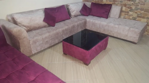 Vente Salon L 2,10 m X 2,10 m + Sweet 1,80 m + table basse 