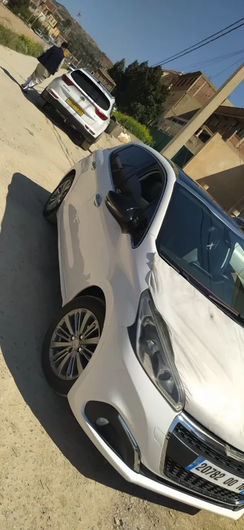 Peugeot 208 2015 Allure Facelift